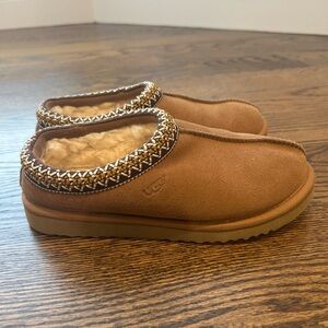 UGG Brown Cozy Slippers with Nordic Trim